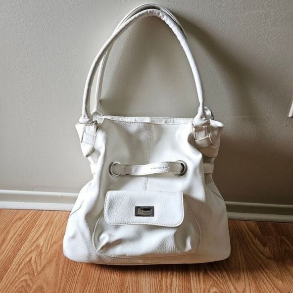 Matt And Nat Vegan Leather Tote Bag White. - Picture 3 of 11
